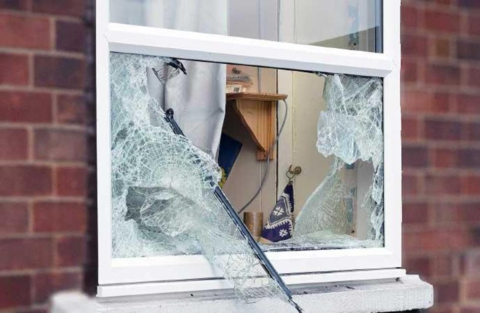 Impact-Resistant Windows vs. Hurricane Shutters-img